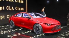 Mercedes предизвиква Tesla с увеличен пробег в лицето на електрическия CLA