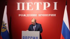 Путин и цар Петър I: Владетелят на Кремъл вижда паралел