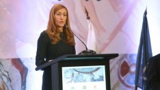 Ангелкова: Няма застраховка на туроператор, която да покрива щетите на бизнеса