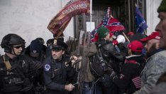 Демократите: Насилниците на Капитолия следваха призивите на Тръмп