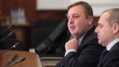 Каракачанов: Близо 1 млрд. лева са похарчени за интеграция на ромите без резултати