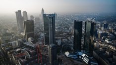 Nomura планира да премести операциите си от Лондон във Франкфурт?