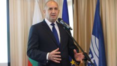 Радев: Властта се страхува да се допита до народа за въвеждането на еврото