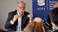 Автомобилните производители очакват забавяне на продажбите в ЕС