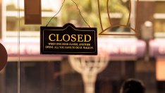 Фалитите в България са намалели в края на 2022 г., докато в ЕС са нараснали рязко