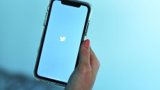 Клиенти упрекват Twitter за реклами до профили с детска порнография