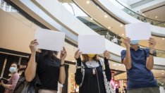 Хонконг отлага с година изборите заради коронавируса 