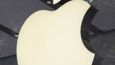 Apple изпревари за кратко Saudi Aramco като най-голямата компания в света