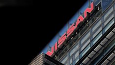 Nissan отложи избора на заместник на Карлос Гон