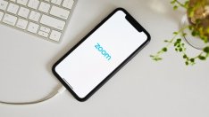 Zoom ограничава новите регистрации в Китай