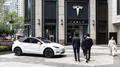 Tesla подготвя шестместна версия на Model Y за Китай