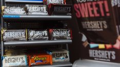 Шоколадовите изделия на Hershey отблъскват потребителите с олово и кадмий 