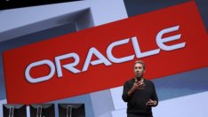 Силният долар натисна надолу печалбата на Oracle