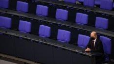 Замразената външна политика на Олаф Шолц