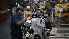 САЩ отбелязват най-слабия ръст на бизнес активността от 2023 г. насам заради митата