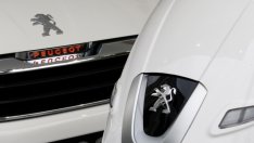 Производителят на Peugeot повиши целта си за печалбата след рекордна 2018 г.