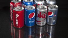 Coca-Cola и Pepsi се опитват да се отърсят от евтиния имидж на напитките си