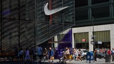 Акциите на Nike поевтиняха след прогнози за по-слабо четвърто тримесечие