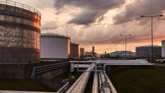 Полша поставя условия на ЕС, за да спази петролното ембарго