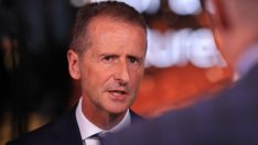 Вътрешната битка на „технокайзера“ Дийс разкри пукнатините в структурата на VW