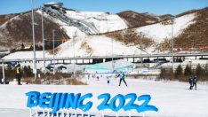 Откриването на Зимните олимпийски игри дава шанс на Китай да излъска имиджа си