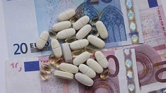 МЗ: Открити са фактури със заличено съдържание на цени и количества лекарства