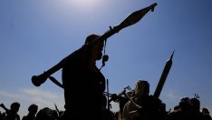 Великобритания прекрати лицензите за някои оръжия за Израел