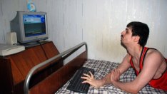 25% от жителите на българските градове прекарват над 5 часа дневно в интернет