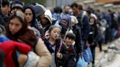 Кр. Георгиева: Бежанската вълна е като цунами, което може да ни удари