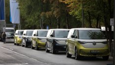 Емблематичният микробус на Volkswagen се завръща в САЩ с електрическа версия