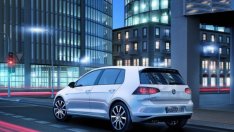 Volkswagen показа хибридния Golf GTE