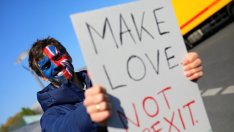 ЕС отхвърля искането на Мей за кратко забавяне на Brexit