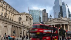 Бизнес доверието във Великобритания се възстановява след приемането на бюджета