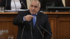 Борисов: Не бива да оставим да разграбят КТБ
