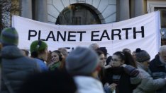 На нас се пада да поемем отговорност за планетата