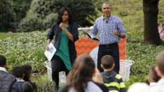 Барак и Мишел Обама са изкарали 436 хил. долара миналата година