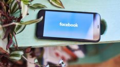 Facebook обвини Apple в злоупотреба с пазарно положение