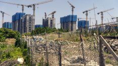 Китай планира да ускори изкупуването на непродадени жилища и да ги направи достъпни