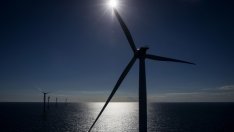 САЩ дадоха зелена светлина за първата голяма офшорна вятърна ферма