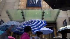 Gap отчете спад на продажбите от 5% за декември