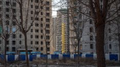 Китай може да смекчи трите червени линии за имотния сектор