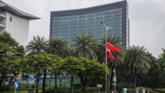 Huawei се изсмя на САЩ – отчита 76% ръст на печалбата въпреки натиска на Вашингтон