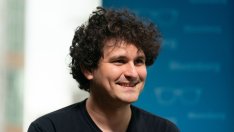 Криптомилиардерът Банкман-Фрийд може да получи до 100 млн. долара от сделката на Мъск за Twitter