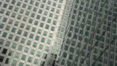 Глобалните инвестиции в бизнес имоти падат с 29% за полугодието