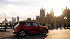 Ръстът на пазарния дял на електромобилите във Великобритания достигна плато