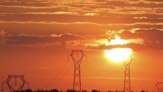 Производството на електроенергия се свива с 10% към края на октомври