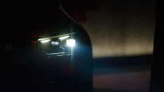 Mercedes влага над 1 млрд. евро в адаптиране на заводите си към електромобилността