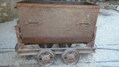 Миньорите от „Оброчище” отменят гладната стачка, протестът продължава