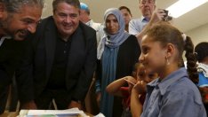 Германия е назначила 8500 учители по немски език за децата бежанци