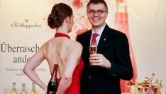 Спасяването на известното източногерманско шампанско Rotkäppchen